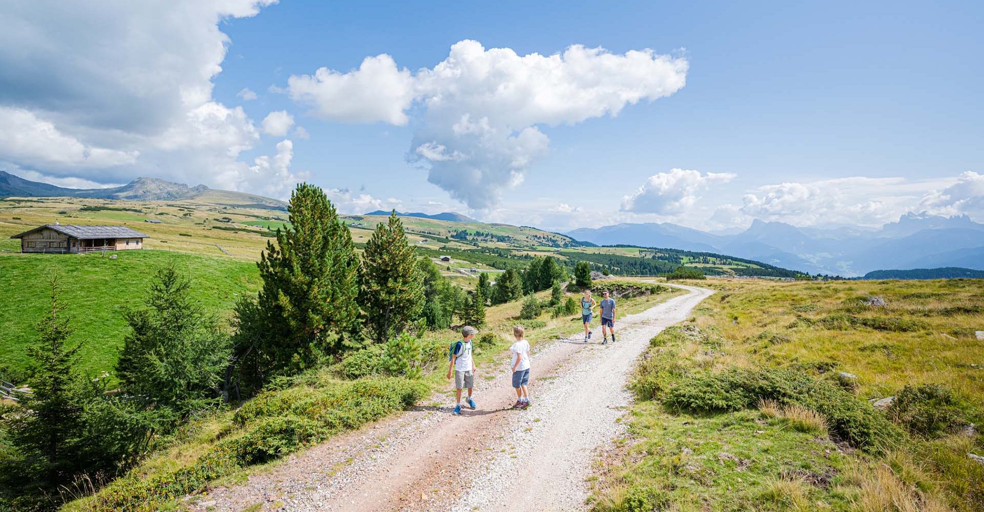 bauernhof suedtirol in luesen suedtirol wandern urlaub 1