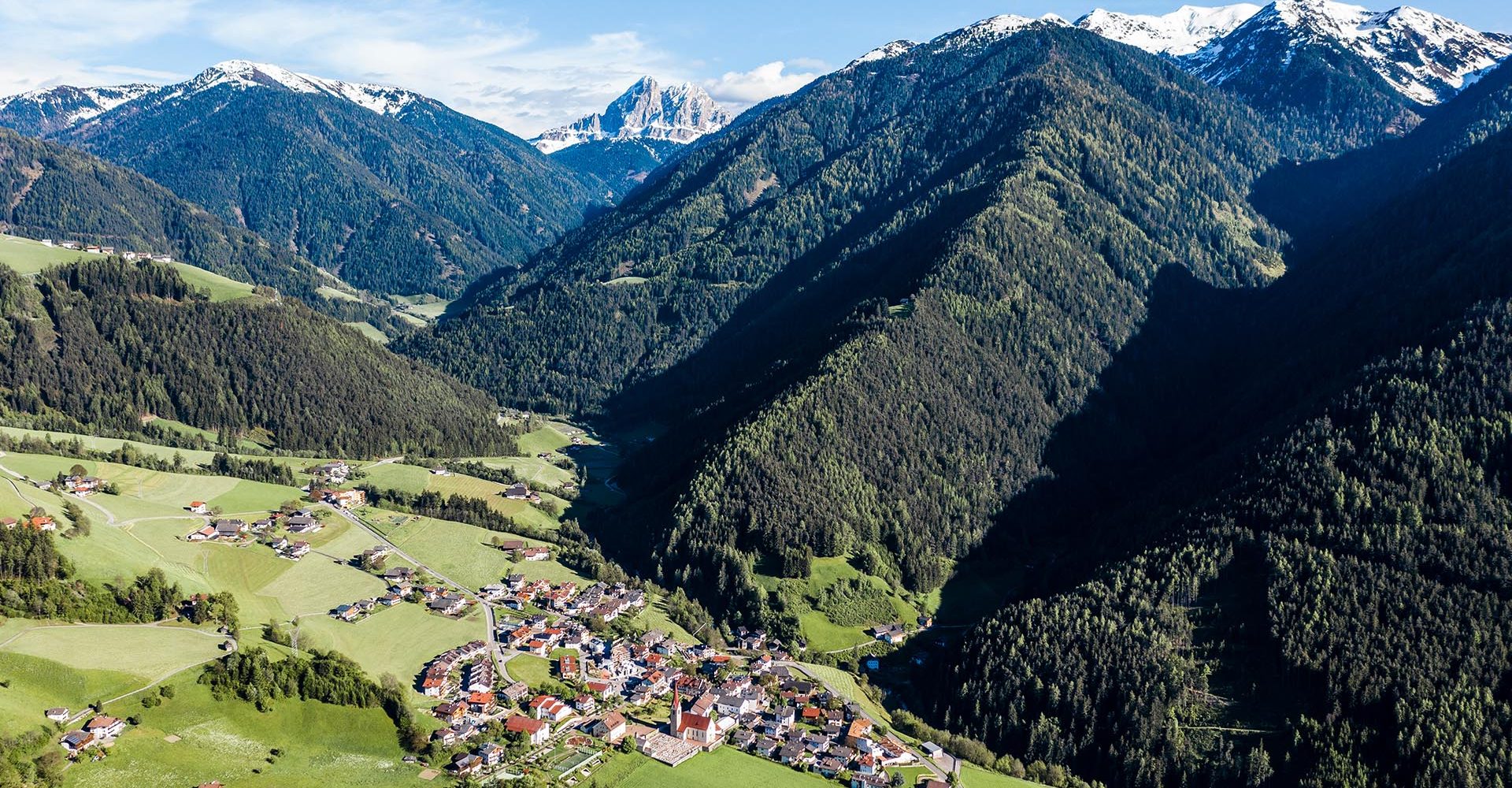 das dorf luesen in suedtirol 1