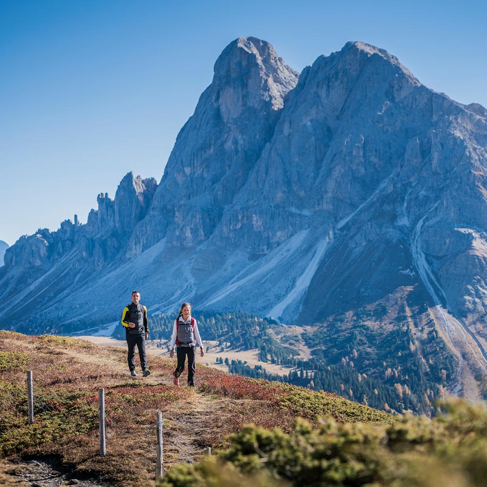 Un piacere per tutti i sensi: la vostra vacanza escursionistica nelle Dolomiti