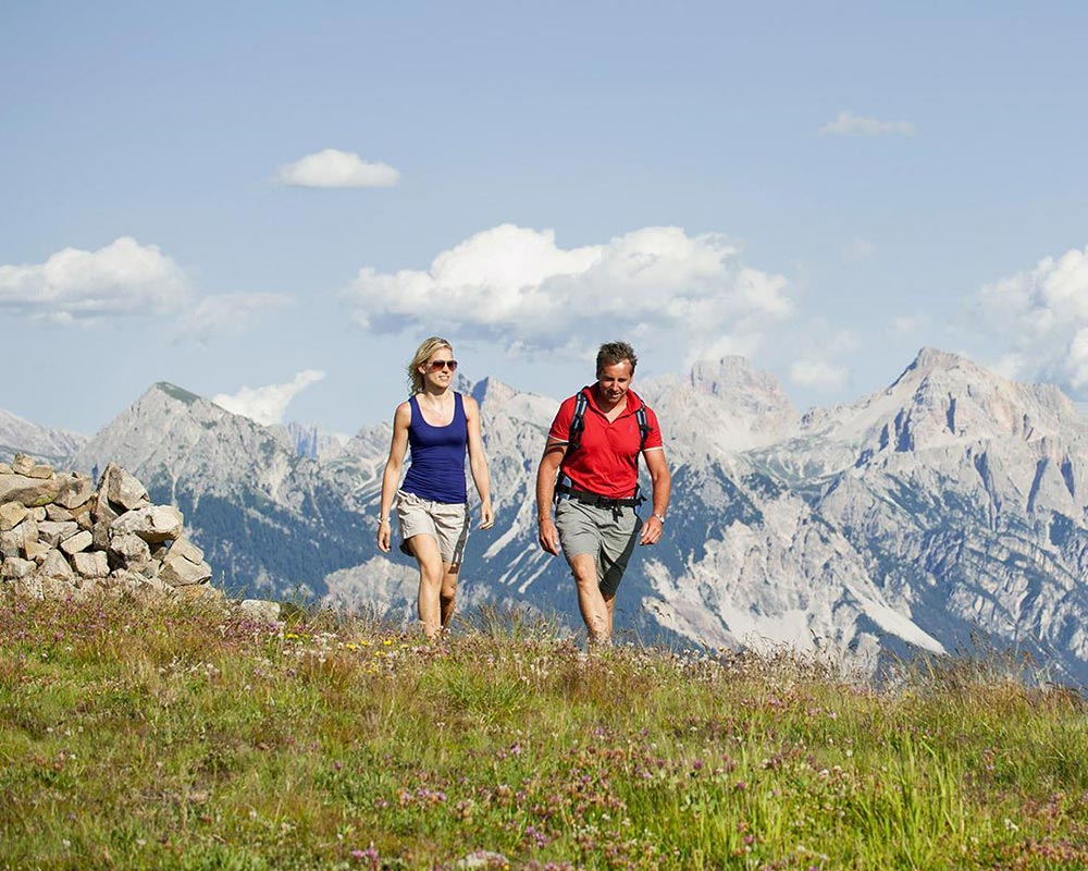 sommer wandern suedtirol luesen alm